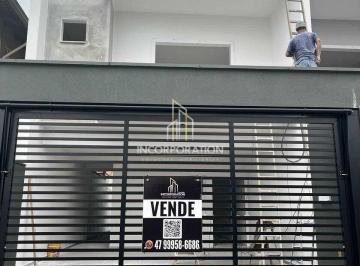 Casa · 136m² · 3 Quartos · 2 Vagas · Sobrado à venda no bairro Jardim Iririú em Joinville/SC