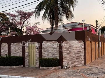Casa · 314m² · 5 Quartos · 2 Vagas · Casa à venda no bairro Cidade Alta - Cuiabá/MT