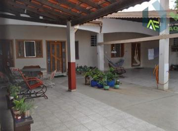 Foto 01 · Ótima Chácara com 1.079m² e 2 Casas. Localização privilegiada, com fácil acesso às Rodovias e ao Cen
