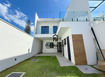 e71e42c336030fcea5b15d7f5eadcaa36137596f · Casa com 4 quartos e vista mar em Costazul - Rio das Ostras