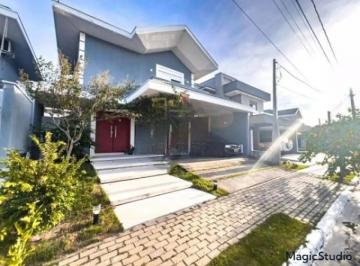 Casa · 250m² · 3 Quartos · 2 Vagas · Casa 3 suítes à venda 260m² Condomínio Fechado- Urbanova
