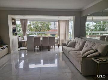 Apartamento · 112m² · 3 Quartos · 2 Vagas · Apê muito bem localizado no passei Pedra Branca!