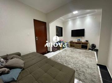 Casa · 225m² · 3 Quartos · 2 Vagas · Casa à venda, 3 quartos, 1 suíte, 2 vagas, Espírito Santo - Jardim - Uberaba/MG