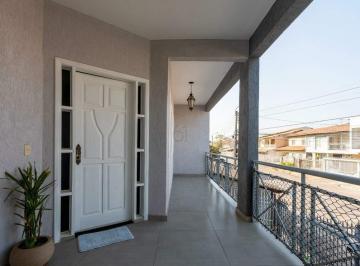 Casa · 222m² · 4 Quartos · EXCELENTE SOBRADO NA QE 28
