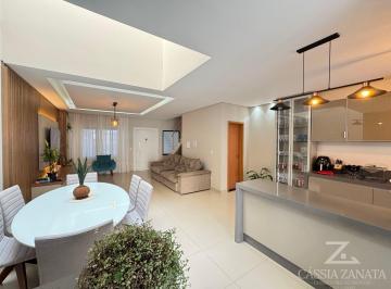 Casa · 190m² · 3 Quartos · 4 Vagas · Sobrado Semi Mobiliado em São José dos Pinhais
