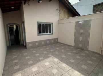 Casa de 3 quartos, Mongaguá · Casa com 03 dormitórios a 500 metros da Praia em Mongaguá SP