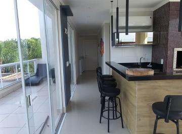 Apartamento · 217m² · 4 Quartos · 2 Vagas · Apartamento com 4 dormitórios sendo 3 suítes a venda em Bombinhas, com Jacuzzi