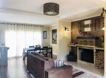 Casa de 3 quartos, São Paulo · Sobrado em condomínio fechado, Jardim Peri, com 3 quartos, 1 suíte e 4 vagas.
