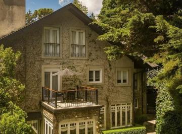 Foto 01 · Oportunidade única: Pousada Hotel Boutique com 11 quartos e 11 suítes a venda em Campos do Jordão-SP