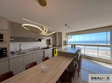Apartamento · 103m² · 3 Quartos · 2 Vagas · Apartamento frente-mar no Res. Solar Vitória em Navegantes/SC