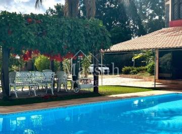Casa · 4707m² · 3 Quartos · 4 Vagas · Quadra 27 - Suítes - Vagas - Quadra de Futebol - Quadra de Tênis - Casa sozinha no lote