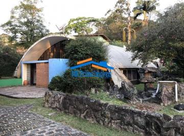 Casa · 253m² · 4 Quartos · 4 Vagas · Casa Bernardo Issler: Um Ícone da Arq. Brasileira!