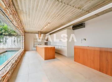 1 · Linda casa com 4 suítes em condomínio clube no Campo Comprido!