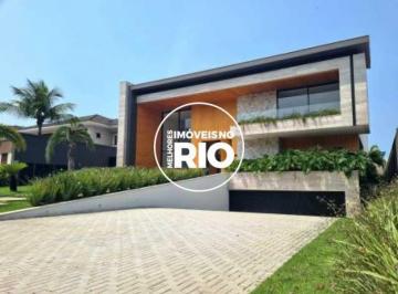 Casa · 1490m² · 5 Quartos · 8 Vagas · Casa Duplex com Terraço na Barra da Tijuca à venda