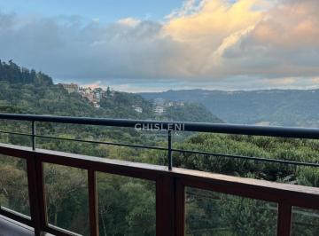 Casa · 255m² · 4 Vagas · CENTRO - GRAMADO
