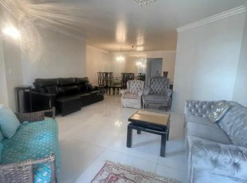Apartamento · 207m² · 3 Quartos · 2 Vagas · Apartamento Padrão em Maringá