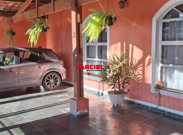 Casa · 203m² · 4 Quartos · 3 Vagas · Casa - Parque Industrial - 203 m² - 4 dorm. - Edícula - R$ 841 mil