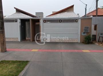 Foto 01 · Casa à Venda em Campo Grande-MS 3 quartos, 1 suíte, 1 sala, 3 vagas de garagem, 98m² - Vila Santo A