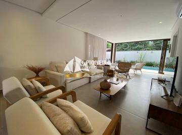 Casa · 280m² · 5 Quartos · 3 Vagas · Casa luxuosa à venda em Juquehy com 5 suítes. Venha conferir!