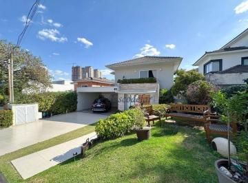 606ef3304f3f00b34d4b4221347d9f058f06c959 · Casa  à venda de 4 dormitórios em Alphaville no Residencial 18 Do Forte