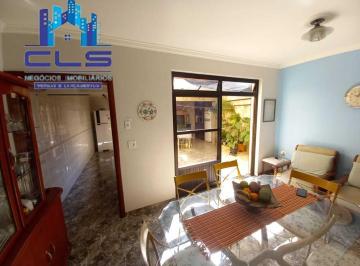 Casa de 3 quartos, Piracicaba · Casa Res/Com à venda em rua de gde movimento no Bairro dos Alemães em Piracicaba