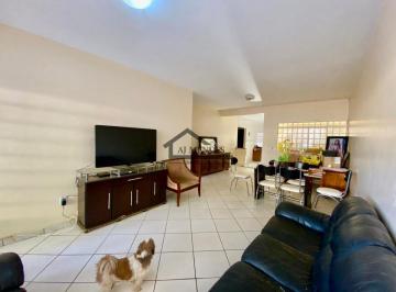 Casa de 3 quartos, Sobradinho · CASA / 3 QUARTOS / COZINHA ESPAÇOSA / LAJE / LOTE VAZADO / SOBRADINHO DF