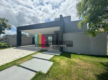 Casa · 600m² · 3 Quartos · 4 Vagas · Vendo Casa com 3 quartos (1 suíte) c/ piscina no Condomínio Haras Residence