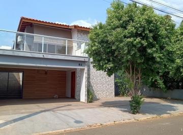 Foto 02 · Casa de Luxo em Condomínio à Venda em Salto-SP - Jardim Donalísio 4 Quartos, 1 Suíte, 2 Salas, 3 Ba