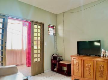 Casa de 4 quartos, Brasília · Sobrado - Casa comercial - Ótima oportunidade para investimento - 2 Lojas