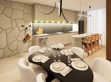 Casa · 205m² · 3 Quartos · 4 Vagas · Exclusividade no Anita Garibaldi: Casa de Alto Padrão com Piscina e 3 Suítes com Banheiras