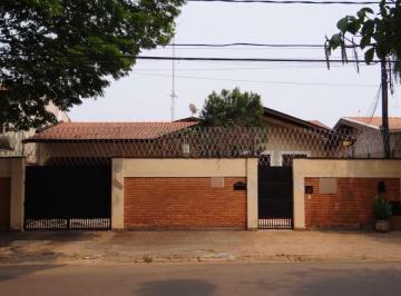 Casa · 363m² · 3 Quartos · 6 Vagas · Casa à venda em Campinas, Jardim das Paineiras, com 3 suítes, com 363 m²
