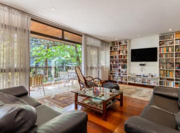 11445-20241001100800_zap.jpg · Apartamento duplex com ampla varanda em excelente ponto de Ipanema.