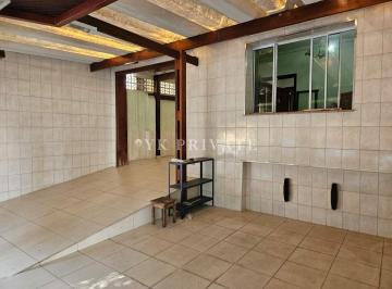 Casa · 228m² · 3 Quartos · 3 Vagas · Casa Sobrado com 228m² / 3 Dormitórios / 1 Suíte / 4 Banheiros / 3 Vagas.