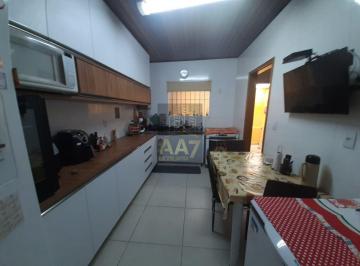 Casa · 160m² · 2 Quartos · 2 Vagas · CASA TÉRREA COM SALÃO COMERCIAL