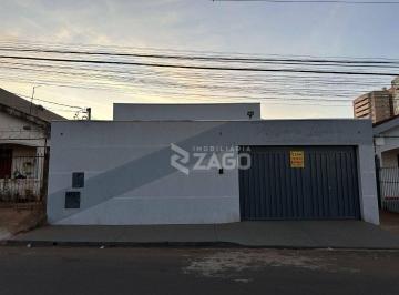 Fachada · Casa com 4 dormitórios à venda, 200 m² por R$ 460.000,00 - Universitário - Uberaba/MG