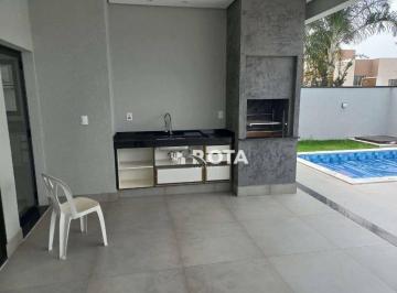 31766643bfc5b683bd55cd1bcd1619980aa8bad9 · Casa c/ 4 quartos (3suítes) + escritório + piscina aquecida + tomada p/ carro elétrico