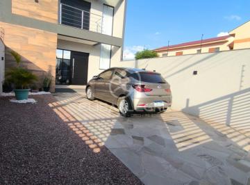 Casa · 82m² · 2 Quartos · 4 Vagas · Sobrado c/ suíte e piscina, Santo Inácio, Esteio