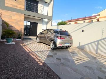 Casa · 82m² · 2 Quartos · 4 Vagas · Sobrado com suíte, piscina e espaço gourmet no Santo Inácio – Esteio