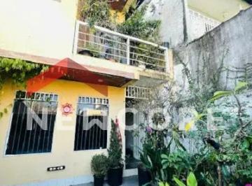 Casa · 176m² · 2 Quartos · 2 Vagas · Sobrado em  Rua Doutor João Bueno - Vila Augusta - Guarulhos/SP