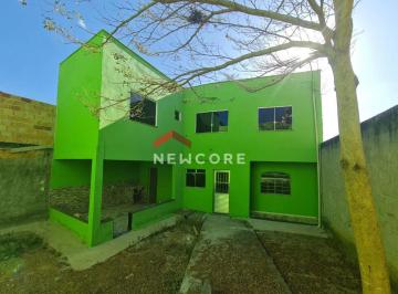 Casa · 200m² · 3 Quartos · 2 Vagas · Casa em  Rua Escritor Érico Veríssimo - Belvedere - Ribeirão das Neves/MG
