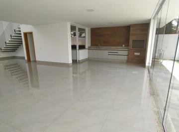 Foto 01 · Ótimo sobrado com cômodo comercial em baixo, no Bairro Nova Uberlândia-MG;