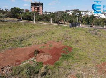 Foto 05 · Área com 3.690,08 m² total, próximo ao Polo Tecnológico, no Setor Sul;