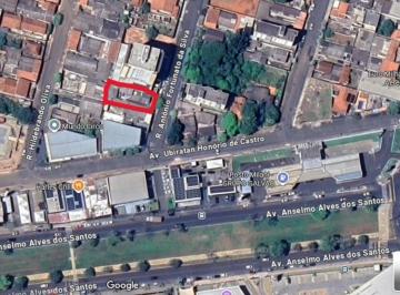 Foto 04 · Terreno de 360 m², fica na rua em frente ao Pátio Sabiá