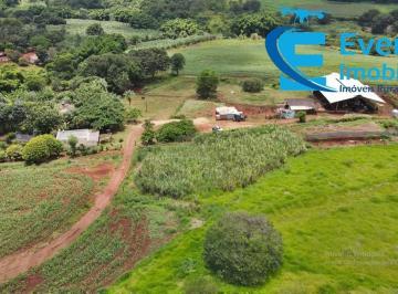 Foto 01 · Sitio próximo a Uberlândia com estrutura completa . Distante apenas a 9KM de Uberlândia com uma área