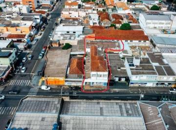 Foto 01 · Prédio em Avenida Comercial com Loja, Barracão de Depósito, Garagem e Apto no piso superior