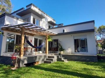 Foto 01 · Casa, Ponta das Canas, Florianópolis, SC