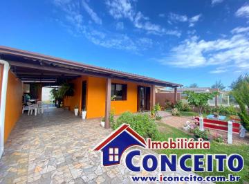 Casa de 3 quartos, Imbé · XC380 - Linda residência a 150 metros do mar no balneário Presidente