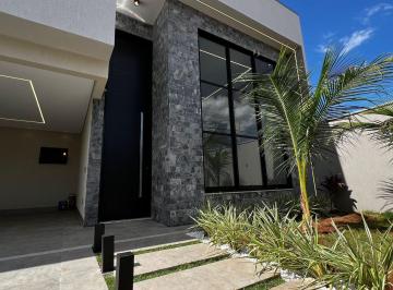 imagem-1 · Linda casa térrea com piscina com hidromassagem no Setor Garavelo Casa de Rua com 3 Quarto(s) por R$