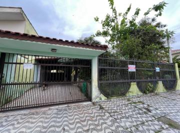 4267153a7b38d57722ca0d48aec1fa546c76f0c7 · Casa com piscina à venda no Balneário Flórida em Praia Grande - SP.