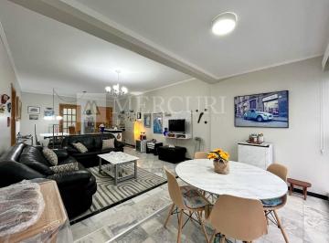 17fa3cd240817b2d97b17137f3dab701d69ab48b · Apartamento no Guarujá, Astúrias, 3 Quartos, Sendo 2 Suítes e Sacada - Mercuri Imóveis - Imobiliária
